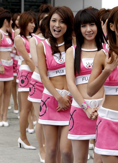 formula_one_japanese_grand_prix_girls.jpg