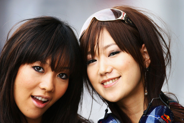 formula_one_japanese_grand_prix_girls3.jpg