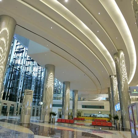 Dubai unveils worlds largest airport terminal building