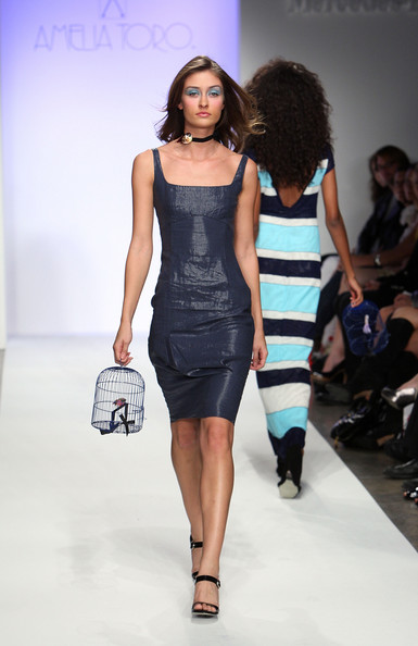 amelia_toro_mbfw03.jpg