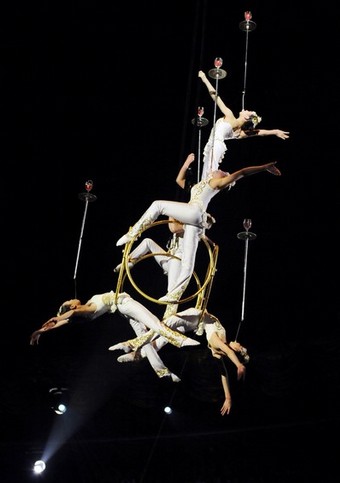 acrobatics_art_festival_wuhan12.jpg