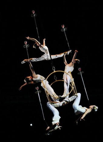 acrobatics_art_festival_wuhan12a.jpg
