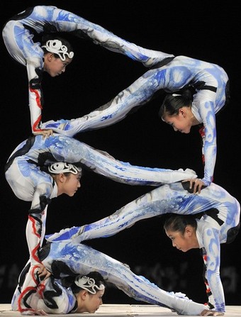 acrobatics_art_festival_wuhan15.jpg