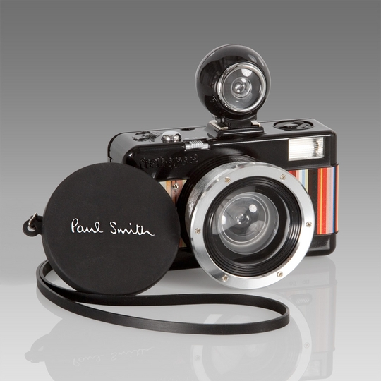 Ломо-камера от Paul Smith с широкоугольным объективом