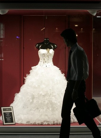 Wedding Dress display by Tiamo Bridal
