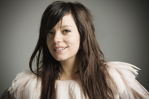 lily_allen_its_not_me_its_you01.jpg