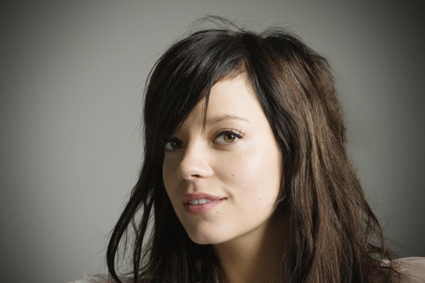 lily_allen_its_not_me_its_you05.jpg