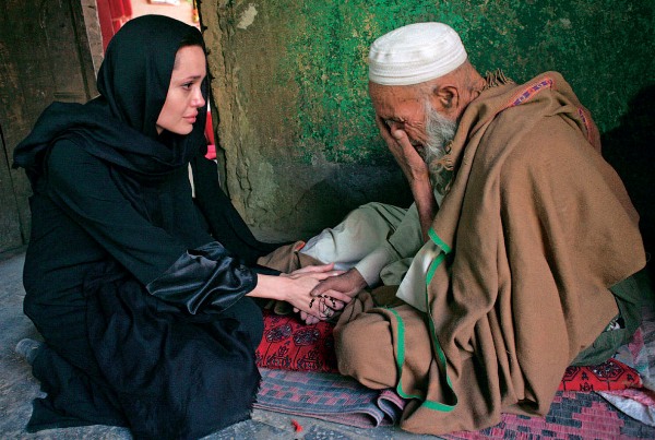 Анжелина Джоли Афганистан, 2008