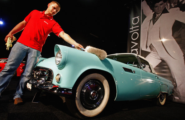 rm_auctions_1955_ford_thunderbird_owned_by_john_travolta2.jpg