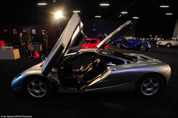 rm_auctions_1997_mclaren_f1_supercar.jpg