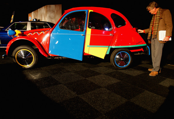 rm_auctions_citroen_2cv_by_andy_saunders.jpg