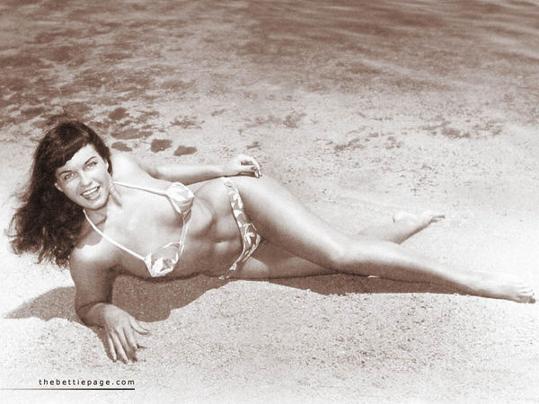 Bettie Page17.jpg