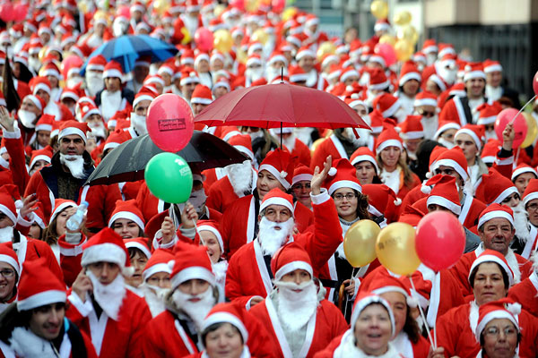 14 тысяч Санта Клаусов побили мировой рекорд