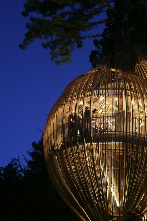 Yellow Treehouse Restaurant10.jpg