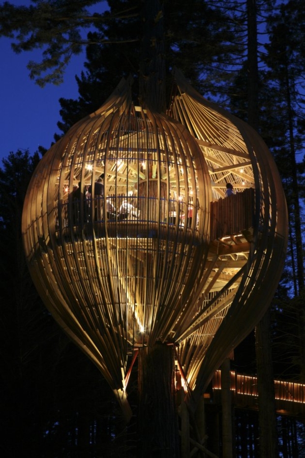 Yellow Treehouse Restaurant9.jpg