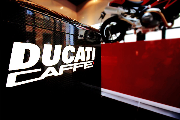 Первое Ducati Caffe в Риме