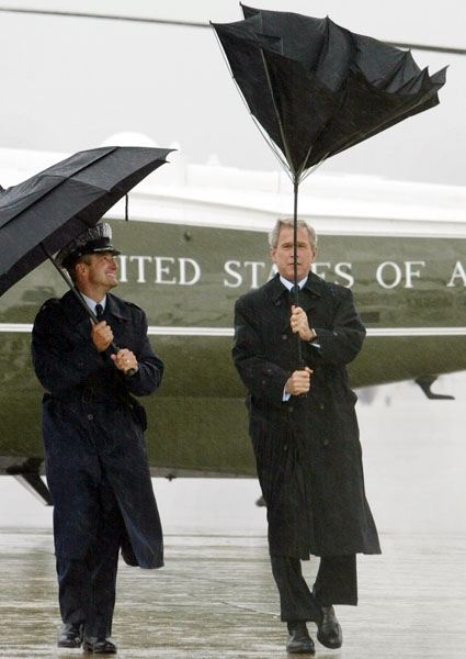 george_w_bush_air_force_base_honolulu_hawaii_november_2006.jpg