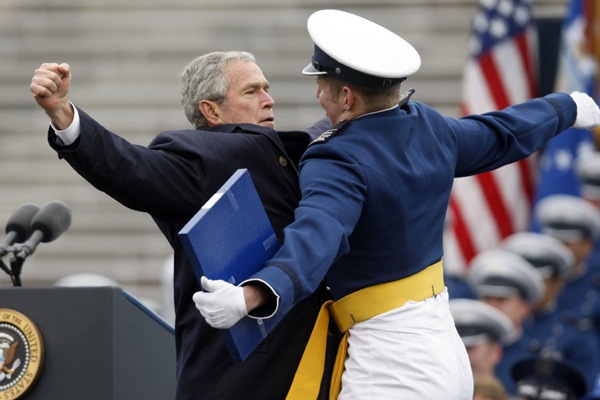 george_w_bush_graduation_ceremony_air_force_academy_may_2008.jpg