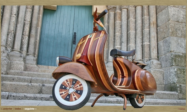 Vespa из дерева