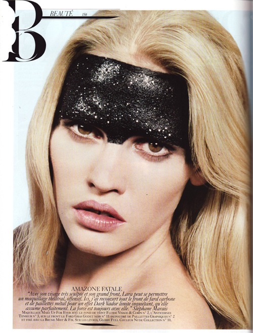 vogue_paris_feb2009_lara_stone_beaute.jpg