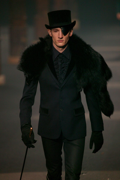 thierry_mugler_by_rosemary_rodriguez_paris_fashion_week03.jpg