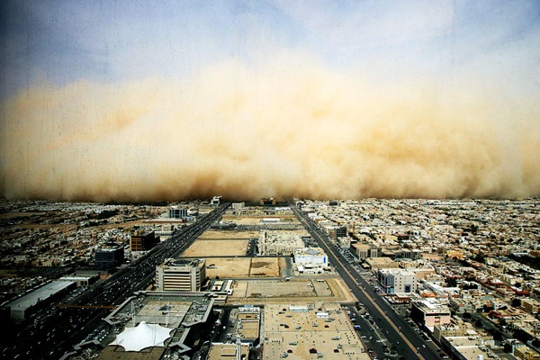 Сильнейшая песчаная буря в Саудовской Аравии