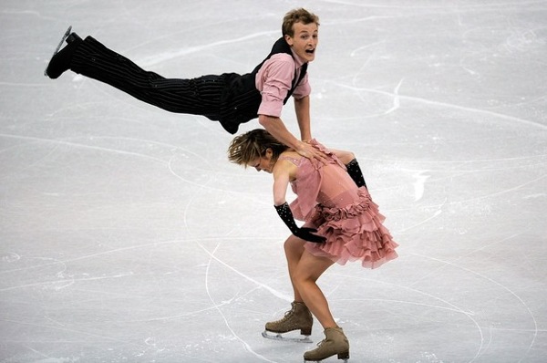 ice_skating_championship_pierre-loup_bouquet_zoe_blanc.jpg