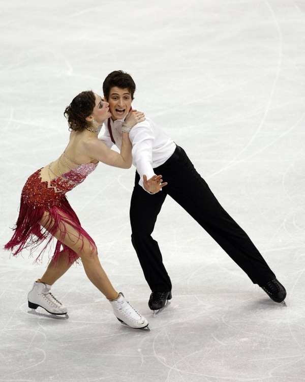 ice_skating_championship_tessa_virtue_scott_moir_canada.jpg