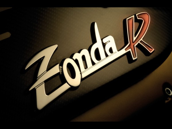 Pagani Zonda R будет оснащен 6-литровым двигателем V12 от AMG