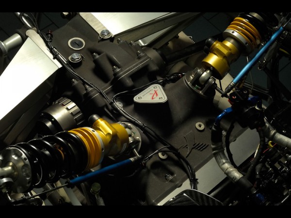 6-литровым двигателем V12 от AMG мощностью 750 л.с