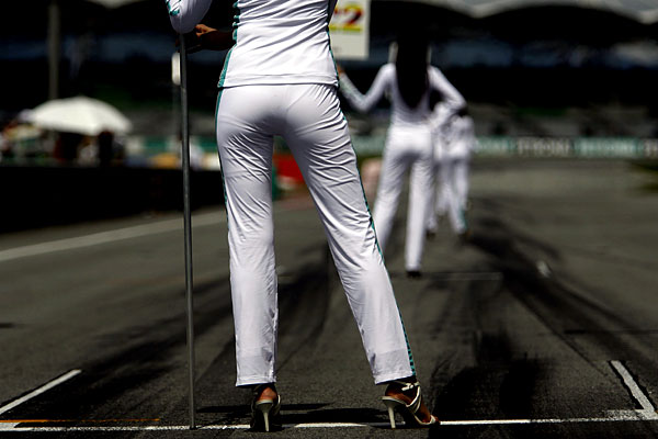 sport_formula_1_girls_grand_prix_malaysia.jpg