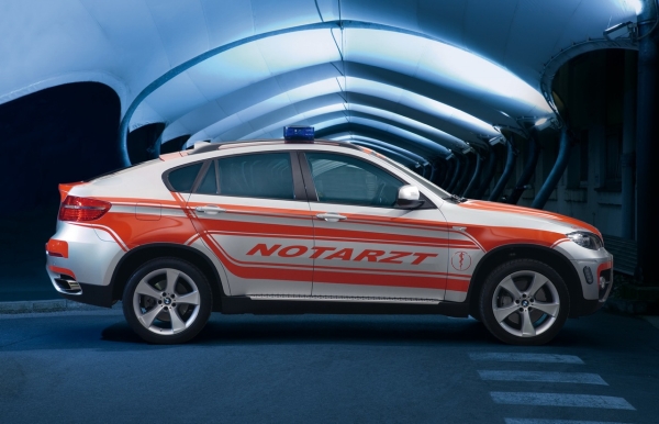 специальный автомобиль BMW X6 