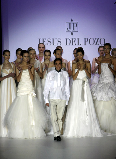 barcelona_bridal_fashion_week_jesus_del_pozo01.jpg