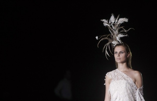 barcelona_bridal_fashion_week_yolan_cris02.jpg