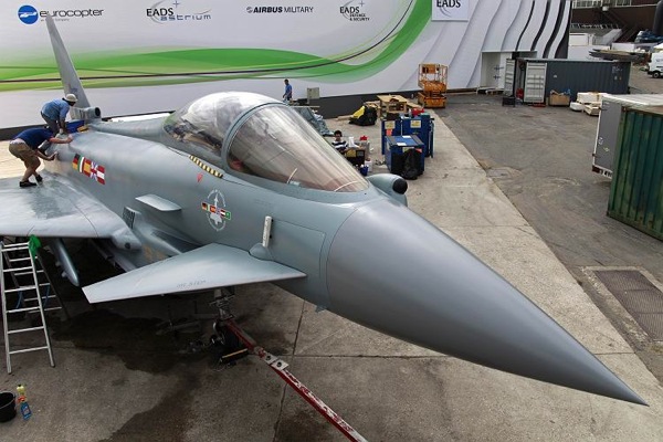 paris_air_show_eads_eurofighter_typhoon.jpg