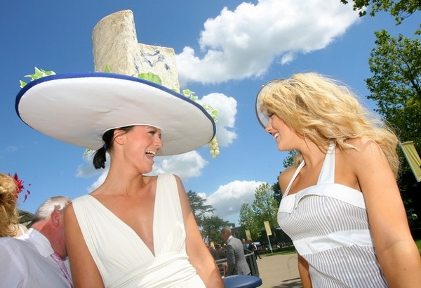 royal_ascot_hats_parade22.jpg