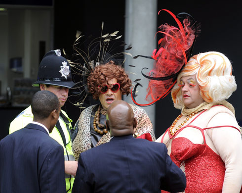 royal_ascot_hats_parade25.jpg