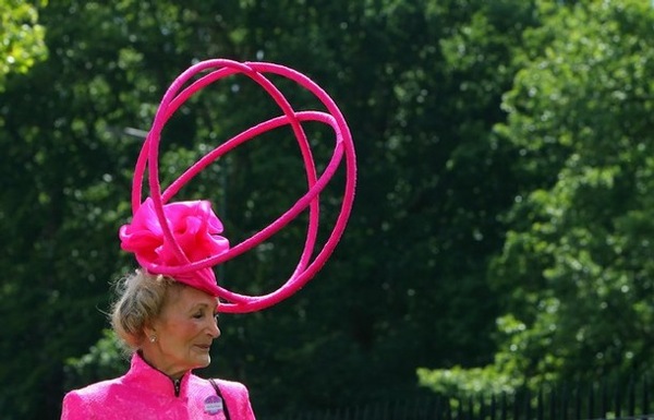 royal_ascot_hats_parade29.jpg