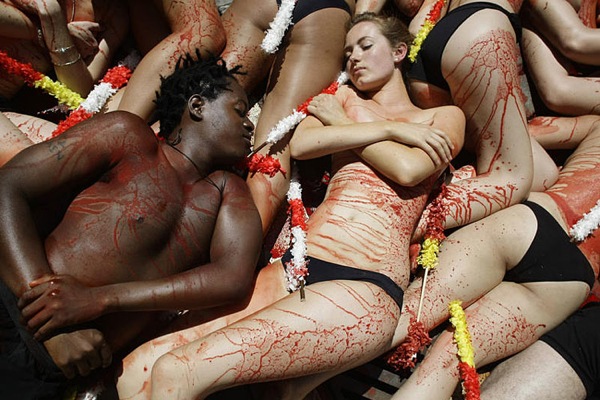 peta_protest_pamplona05.jpg