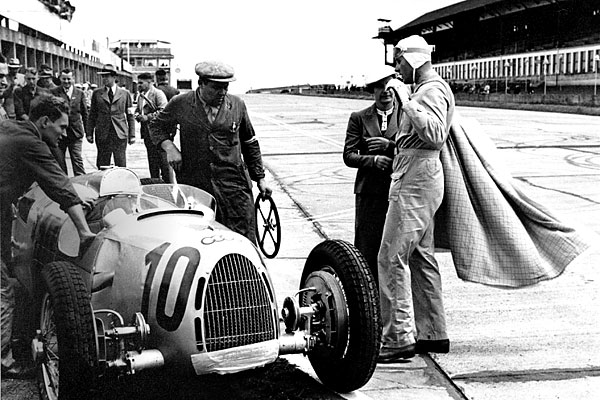 audi_nurburgring_1937.jpg
