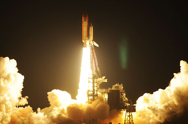 space_shuttle_endeavour_start04.jpg