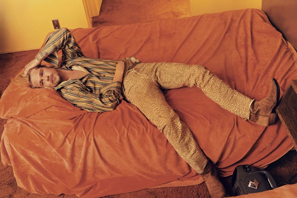 annie_leibovitz_brad_pitt.jpg