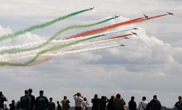 maks2009_aviashow_frecce_tricolori_italian04.jpg