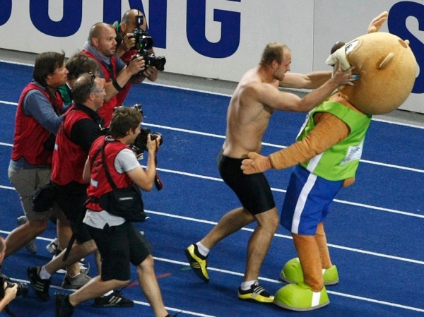 wc_athletics_berlin_robert_harting_germany.jpg