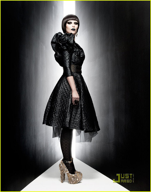 kim-kardashian-bowl-haircut-yrb-magazine-05.jpg