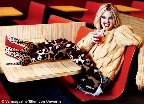 gallery_enlarged-drew-barrymore-vs-magazine-photos-09082009-02.jpg