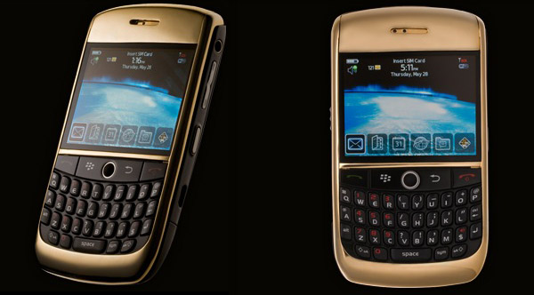 amosu-gold-blackberry-8900.jpg