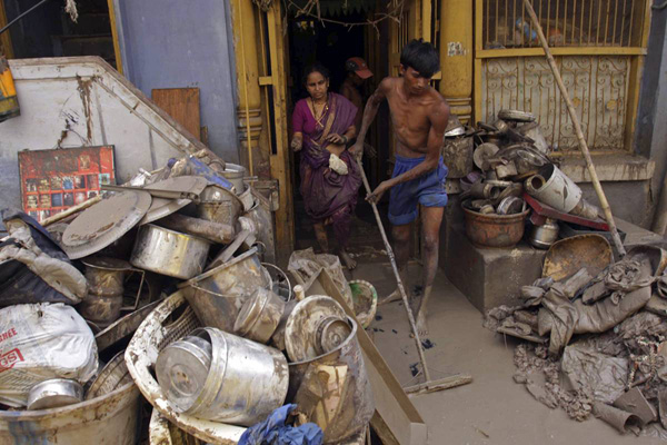 ss-091005-india-flood-04_ss_full.jpg