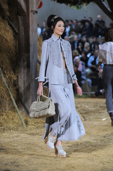chanel_paris_fashion_week_11.jpg