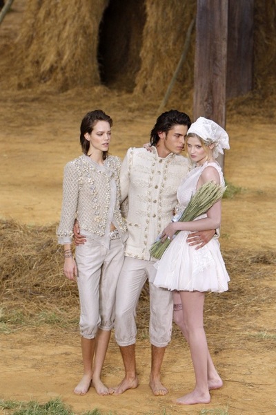 chanel_paris_fashion_week_29.jpg
